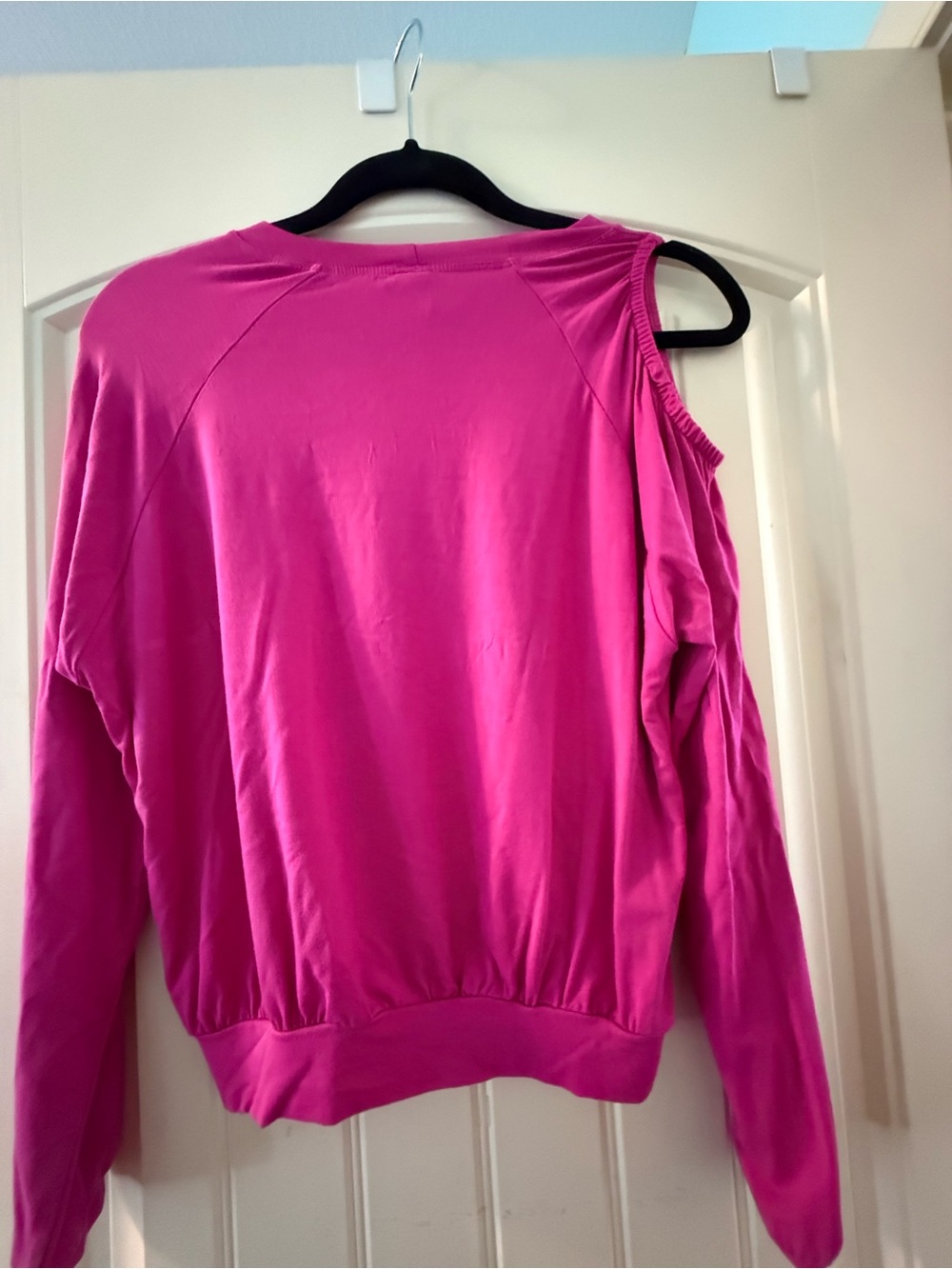 Fuchsia Melow Cold-Shoulder Pullover Top